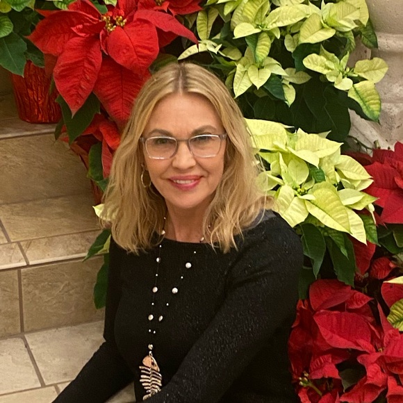 Meet your Posher, Spring - Picture 1 of 1